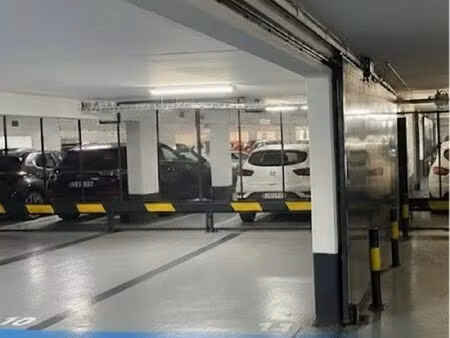 rouen hypercentre - place de parking privative ultra sécurisée - parking indigo rouen la p