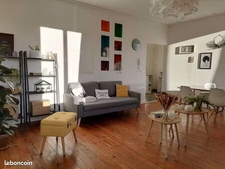 magnifique 2p refait à neuf  très lumineux