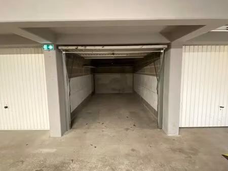 garage sécurisé 14m2 à vendre – rue yvan et claire goll 67200 strasbourg