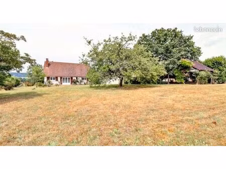 terrain 1047 m2 les damps