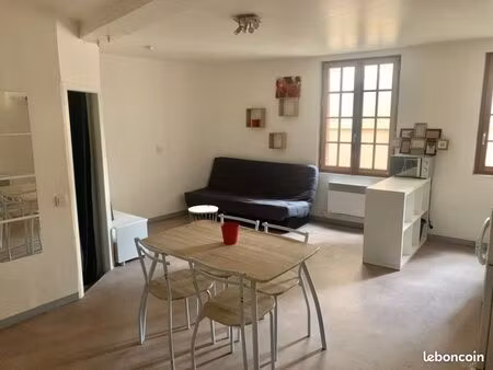studio meublé centre-ville