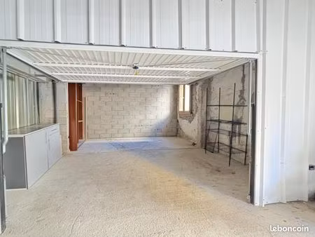 parking 24 m² marsillargues