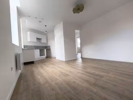 location appartement 4 pièces 75 m² à hénin-beaumont (62110)