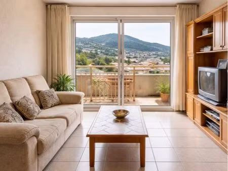 t4 65 m2 - 3 chambre - vue montagne - balcon 10m2 - résidence sécurisée