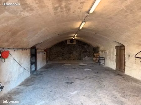 local de stockage 90m2 centre toul