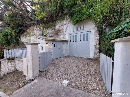 local atypique à louer pour artiste ou artisan