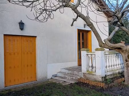 pavillons avec grand jardin