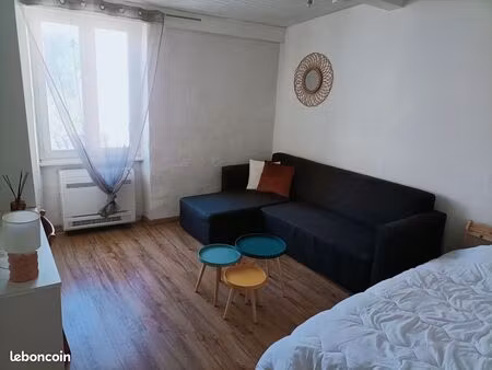 studio climatisé avec lave linge