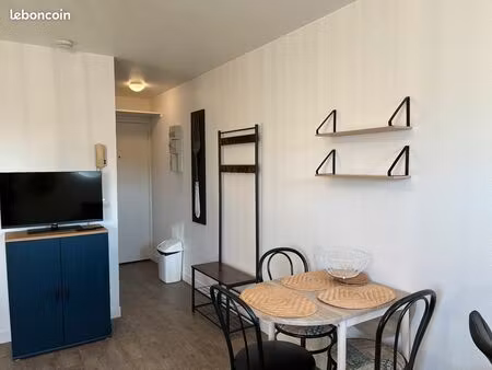 loue studio meublé