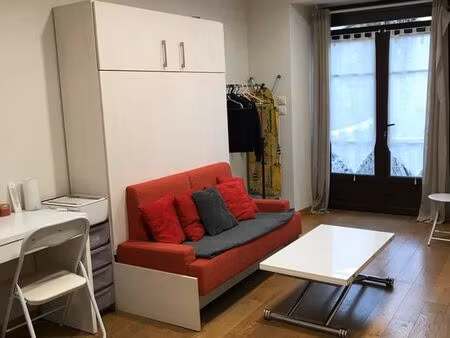a louer studio meublé 35m² 400 euros