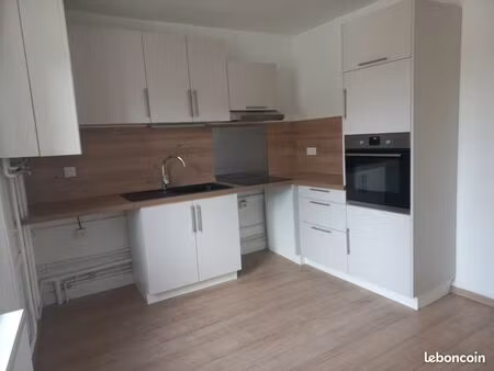 appartement 3 pièces 80 m²