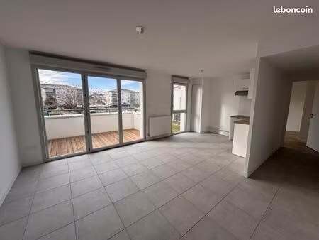 appartement 3 pièces 63 m²