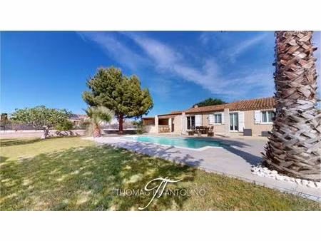 en exclusivite - plain pied - 4 chambres - piscine