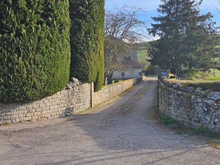 coup de coeur absolu domaine historique avec 12 hectares privés