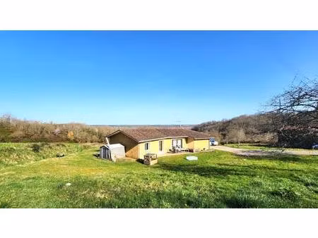 maison 120m² - 4 chambres - vue degagee - terrain 5547m²