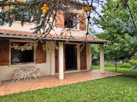 maison de village sur un terrain clos de 724m²