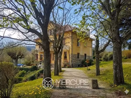 loire - pelussin - massif du pilat - belle demeure annees 30 de 335 m²