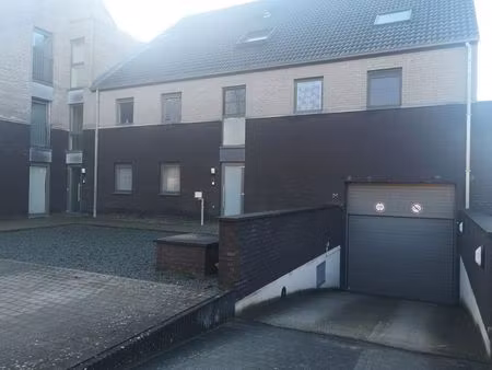 ruim gelijkvloers appartement