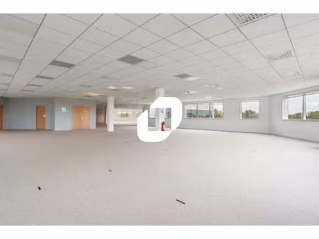 location bureau villepinte 93420