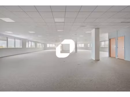 location bureau villepinte 93420