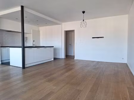 oosterveldwijk | ruim 2 slpk app. met terras