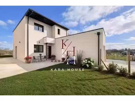 vente maison 4 pièces 109 m² à benouville (14970)  319 990 €