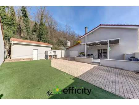 vente ferme 5 pièces 125 m² à pusignan (69330)  389 000 €