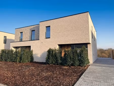 huis te koop in korbeek-dijle met 4 slaapkamers