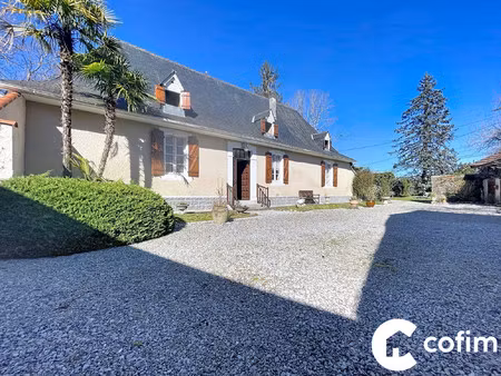 exclusivité sauvagnon - béarnaise + dépendances sur terrain d