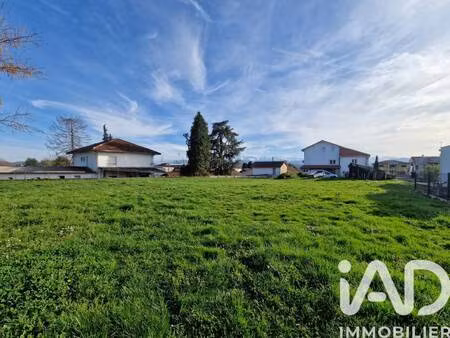 terrain constructible viabilisé à vendre