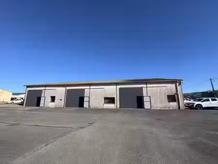 vente local d'activités morlaàs 64160 - - surface privée