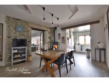 longère d'exception 8 pièces – 203 m² habitables avec jardin et piscine proche angers