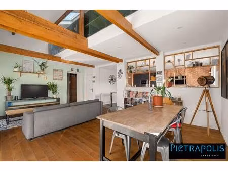 esprit maison : t6 de 161m² en parfait état - parkings