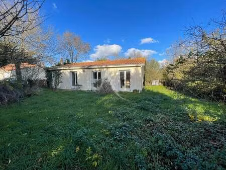 vente maison au bernard (85560) : à vendre / 78m² le bernard