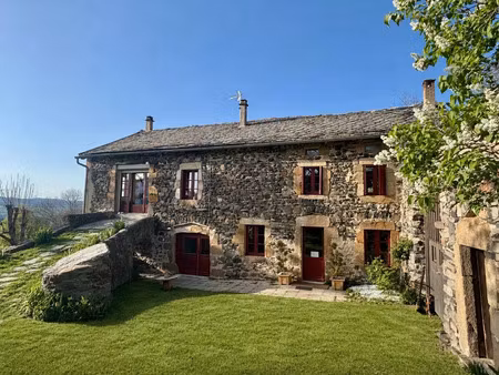 vente maison 7 pièces 270 m² beaux (43200)