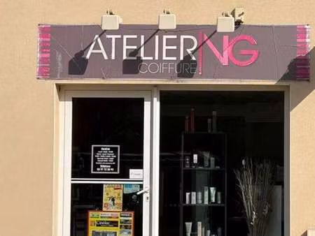 location bureaux et commerces à taupont (56800) : à louer / 27m² taupont