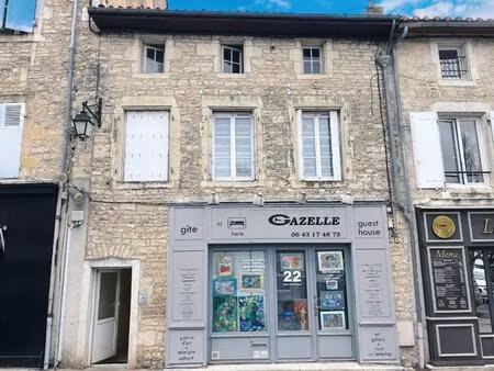 maison avec local commercial et potentiel locatif centre de ruffec