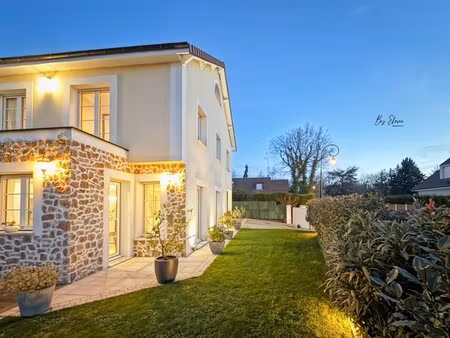 à vendre – maison contemporaine d’exception – récente – prestations haut de gamme – vue...