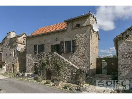 charmante maison avec appartement indépendant  grange et jardin.