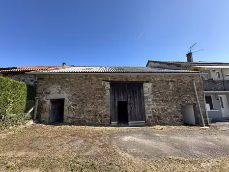 maison 2 pièces - 180 m²