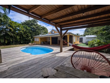 vente maison 5 pièces 150 m² à sainte anne (97180)  472 500 €