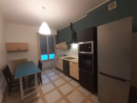 location appartement 3 pièces 89 m² à carcassonne (11000)