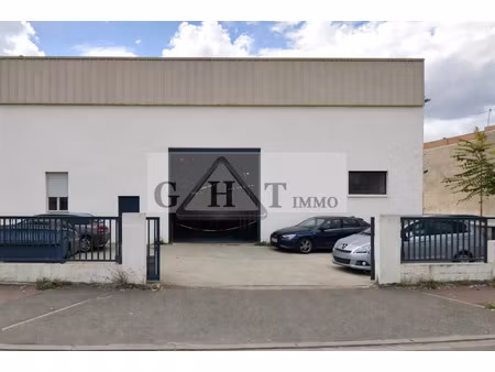 vente local industriel 700 m² argenteuil (95100)