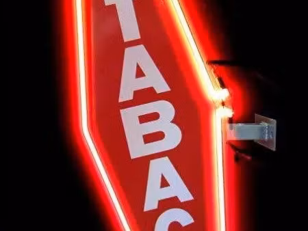 vente bar tabac au centre d'une ville très agreable