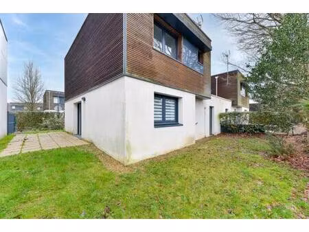 maison de 4 pièces de 82 m² située à sautron