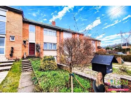 en exclusivite - maison familiale 3 niveaux – sous-sol complet – grand séjour 60 m² – la s