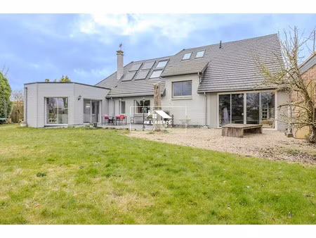 vente maison 7 pièces 175 m² à cappelle-en-pévèle (59242)  540 000 €