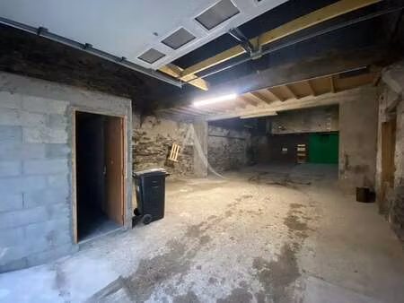 location bureaux et commerces aux ponts-de-cé (49130) : à louer / 168m² les ponts-de-cé