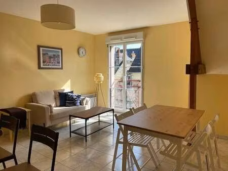 location appartement 2 pièces meublé à vitré (35500) : à louer 2 pièces meublé / 36m² vitr