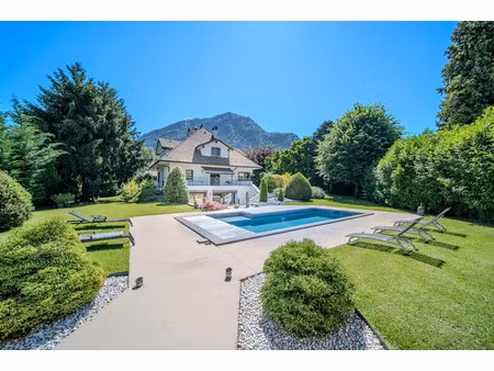 vente villa 6 pièces 220 m² à cluses (74300)  819 000 €